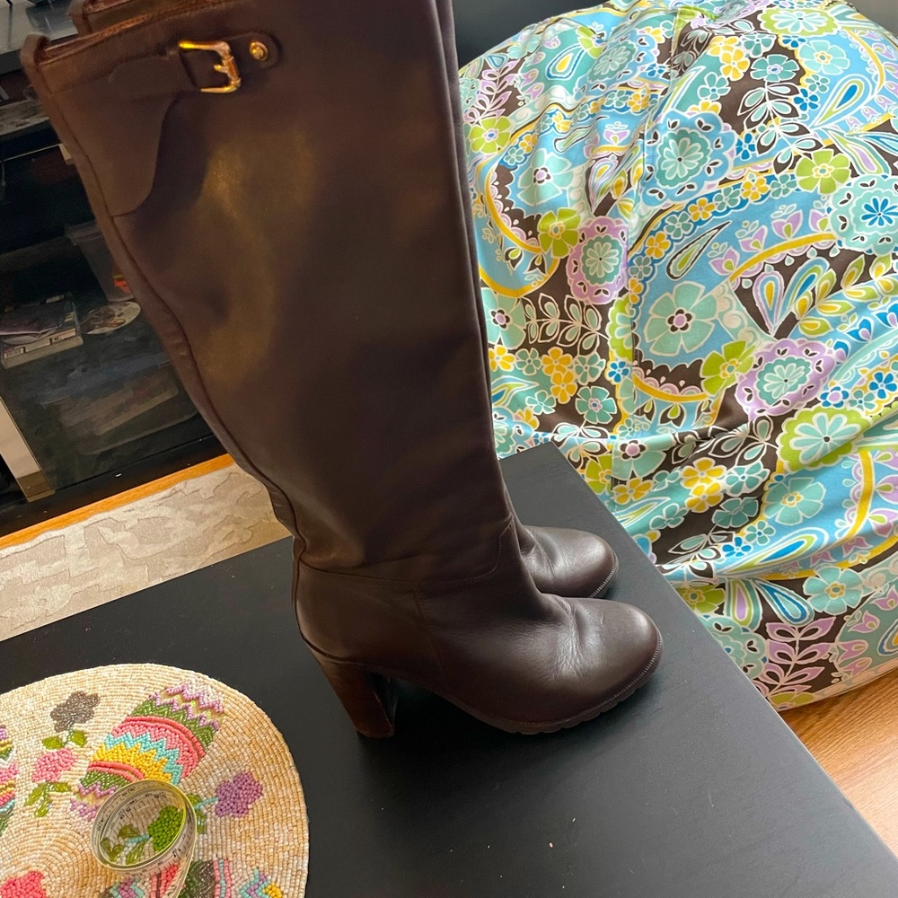 Genuine leather tall boots